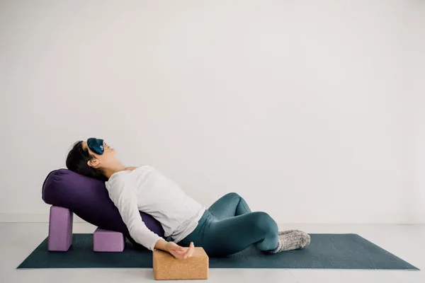 1. حرکت کودک (Balasana)